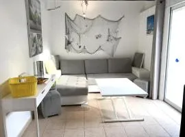 Appartement moderne a Antibes avec jardin et terrasse