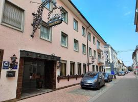 HOTEL Schiff, hotel u gradu 'Rastatt'