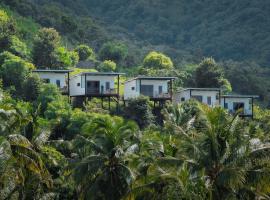 Disini Lombok ECO Sky House with Sea view, ξενοδοχείο σε Selong Belanak