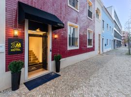 2M BOUTIQUE HOTEL: Montijo'da bir otel