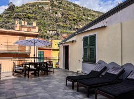 Luxury Apartments Manarola by Arbaspàa，馬納羅拉的豪華飯店