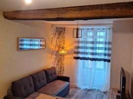 logement T2 neuf - centre-ville, hotel a Parthenay