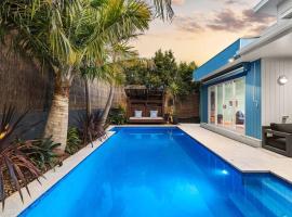 Luxury Poolside Oasis with Views sleeps 11, hôtel acceptant les animaux domestiques à Ocean Grove