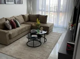 Smarthome Serviced Apartment Wood Avenue- Yaya centre