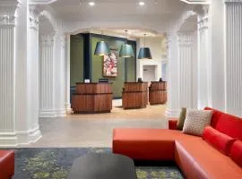 Courtyard by Marriott New Orleans French Quarter/Iberville