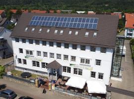 Gästehaus am Harz โรงแรมในกอสลาร์