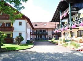 Landhaus Cornelia, hotel a Bad Birnbach