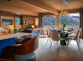 Chalet Ours Rouge - OVO Network, hotelli kohteessa Le Grand-Bornand