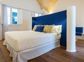 Divina Suites Hotel Singular -Adults Only, alojamiento con cocina en Ciutadella