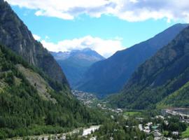 MAISON DU BOURG, hotell i Courmayeur