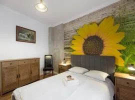 Sunflower apartment