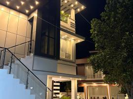 Sapphire Stayss, hotel en Yelagiri