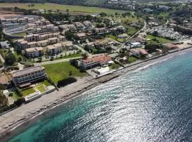 Suite et terrasse à la plage by Monarca