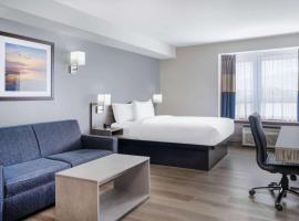 Microtel Inn & Suites by Wyndham Kanata Ottawa West, hotel em Kanata