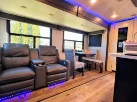 Luxury Glamping near Idaho Event Center in Nampa