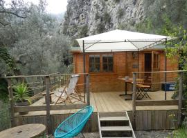 Chalet Zenitude, chalé em Breil-sur-Roya