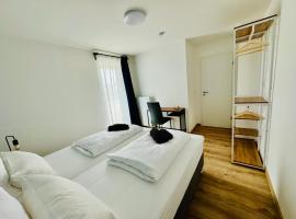 3BR stay close to Munich City & Airport, hotel din Oberschleißheim