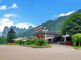 Hunan New Pipaxi Hotel, hotelli kohteessa Zhangjiajie