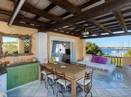 Casa Cerbiatta Porto Cervo Centro with sea view and Parking