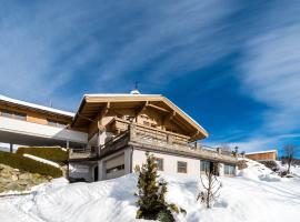 Sunlit Apartment near Ski Area in Hollersbach im Pinzgau, hôtel à Hollersbach im Pinzgau