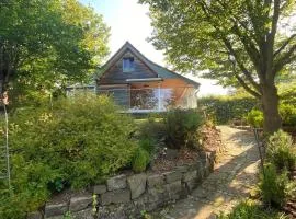 Idyll am Edersee mit Seeblick