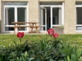 Le Cloître by Melrose: Bayeux şehrinde bir otel