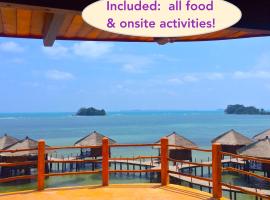 LooLa Adventure Resort, rizort u gradu Teluk Bakau