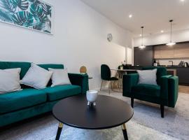 Fantastic 1 bedroom apartment in Bolton, hotel Boltonban