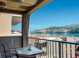 Emily's Luxury Apartments, Familienhotel in Argostoli