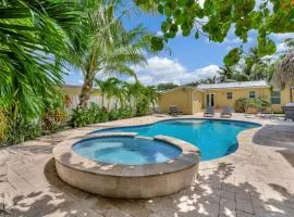 Charming 3BR Home Pool and Hot Tub FTL Gateaway