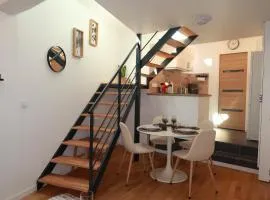 Duplex cosy à 7 minutes à pied du RER Nanterre ville