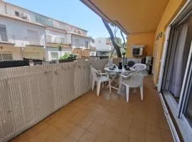 Apartamento en Platja d'Aro: A/C, Parking, a 2 Pasos de la Playa, 3 Hab, Terraza. - ES-209-12