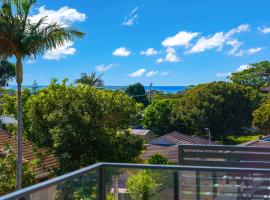 Spacious 4BR w/ Water Views – hotel w mieście Port Macquarie