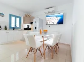 Fira Deluxe Apartment