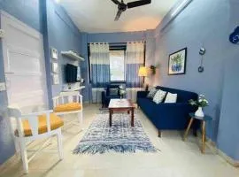 Rahat Manazil- The Old Warm Charm 2 Bedroom Apartment in Khar West by Connekt Homes