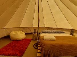 Nature Retreat - Laurel Forest, loc de glamping din Seixal