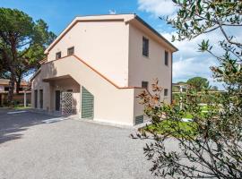 Casale Lorenzo Appartamenti, hotel en Orbetello