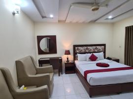 Hotel Executive Lodges, ξενοδοχείο στο Bahawalpur