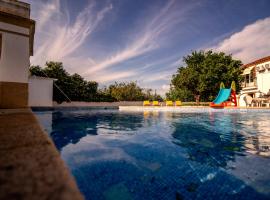 Casa Do Ginjal by NaturAlegre, hotel em Marvão