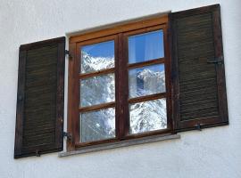 Ferienwohnung Seidl Wohnung Kontrabass, hotell i Mittenwald