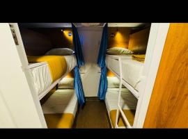 LOWFARE HOTELS, hotel i Calicut