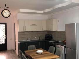 Cottage Gio, hotel u gradu Kobuleti