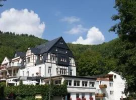 Bertricher Hof Hotel Garni