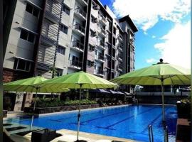 Matina Enclaves 2br Condominium short walk to sm city, huoneisto Davaossa