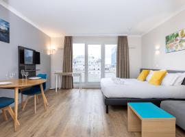 Star Of Life, hotell i Courbevoie