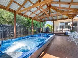 Contemporary Home in the Heart of Mudjimba