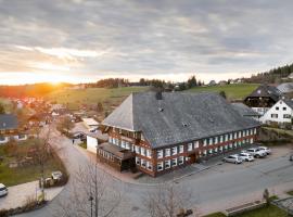 Boutiquehotel Ochsen: Lenzkirch şehrinde bir otel