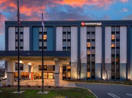 Best Western Plus Meadowlands, hotel Secaucusban