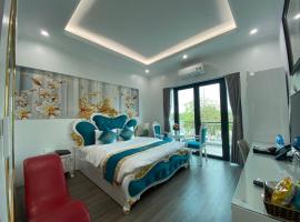 HD Villa hotel Dương Nội - by Bay Luxury, hótel í Hà Ðông