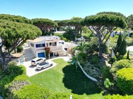 Royal Course Villa, Vale do Lobo, hotel u gradu 'Vale do Lobo'